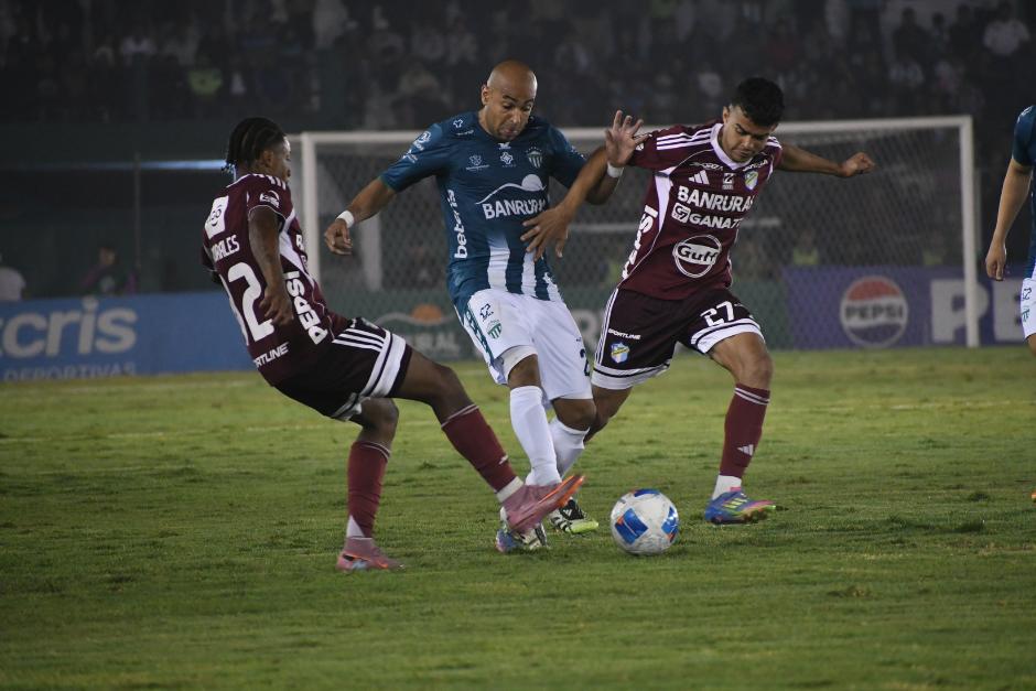 Los coloniales ten&iacute;an ventaja de tres goles, pero al final ir&aacute;n a la capital con poca diferencia en el marcador. (Foto: Rudy Mart&iacute;nez/Colaborador)