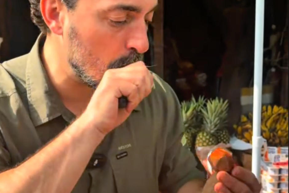 Nestor Rodan prob&oacute; nuevos sabores guatemaltecos. (Foto: Tiktok)