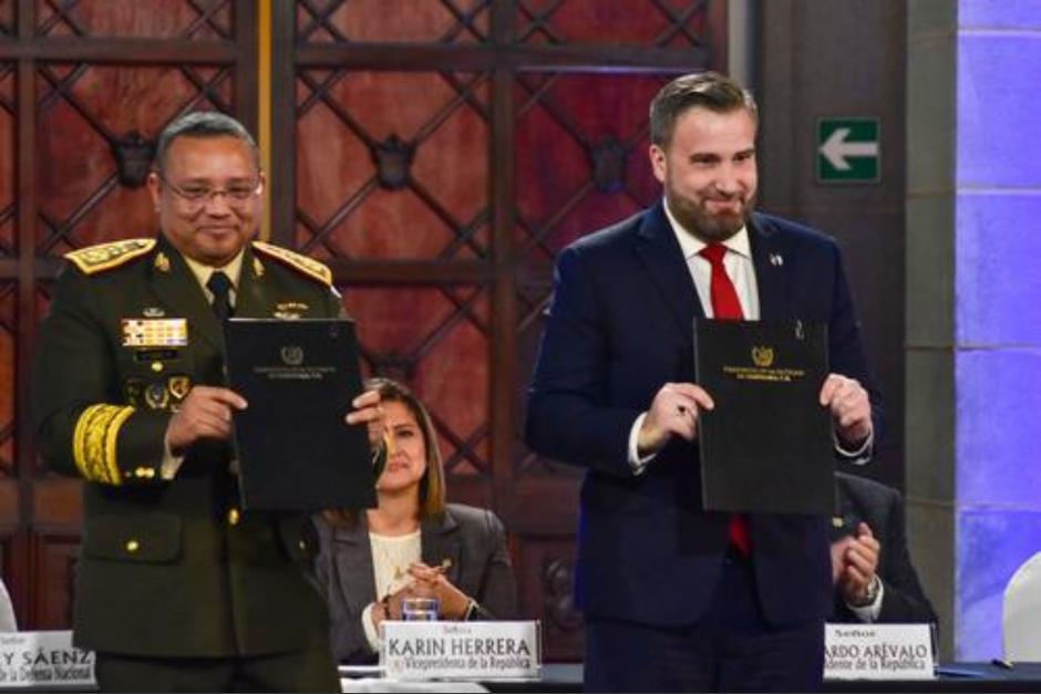 Los proyectos priorizados fueron presentados por los funcionarios guatemaltecos y estadounidenses . (Foto: Archivo / Soy502)