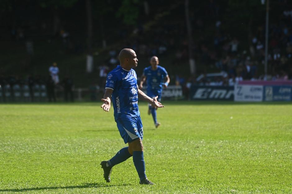 Janderson Pereira fue el protagonista del encuentro con un gol y una asistencia. (Foto: Patrick Agust&iacute;n / Nuestro Diario)&nbsp;