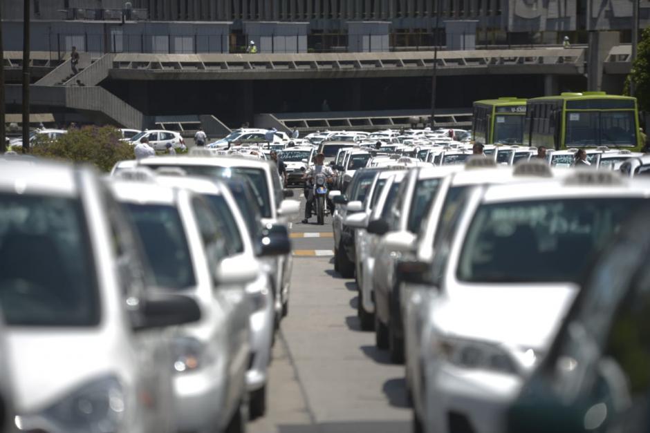 La Asociaci&oacute;n de Pilotos de Taxi de Guatemala dio a conocer el punto de partida de la manifestaci&oacute;n programada para este 3 de agosto. (Foto: Archivo/Soy502)