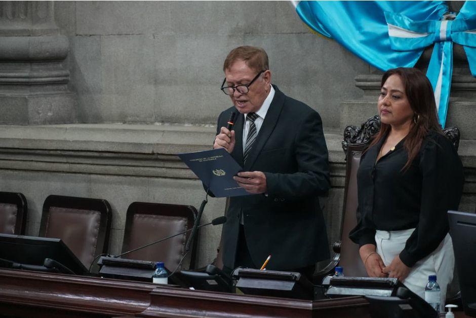 El presidente del Congreso, Luis Contreras, anunci&oacute; el calendario para las interpelaciones solicitadas por distintas bancadas. (Foto: Wilder L&oacute;pez/Soy502)&nbsp;