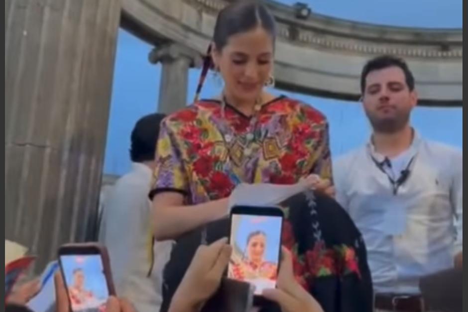 La reina de belleza mexicana estuvo en el pa&iacute;s. (Foto: captura de video)
