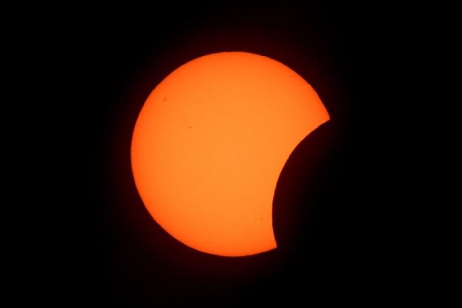 As&iacute; se disfruta del eclipse total de sol. (Foto: AFP)