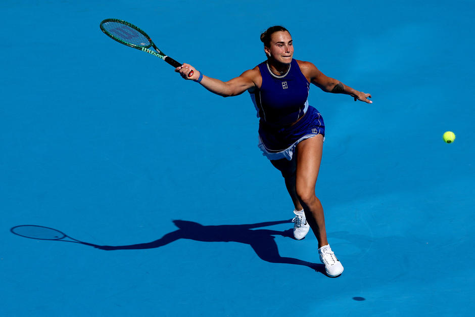 Sabalenka sobrevive al calor y sigue viva en Cincinnati