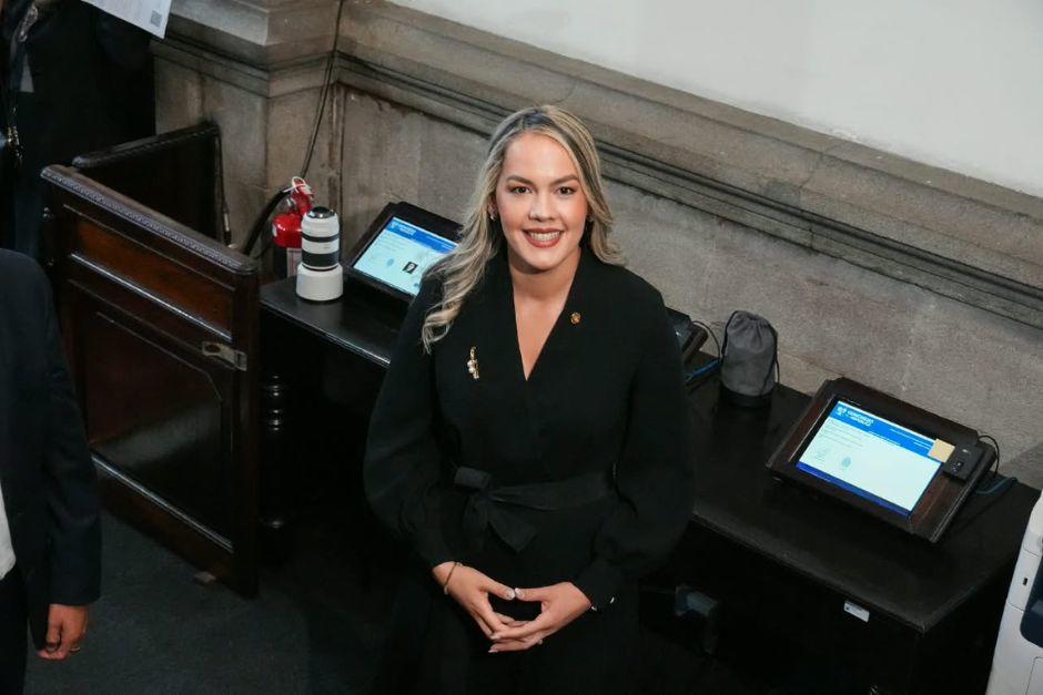 Ivanna Bonilla Oliva jur&oacute; como diputada de la Unidad Nacional de la Esperanza (UNE) por Chiquimula. (Foto: Wilder L&oacute;pez/Soy502)