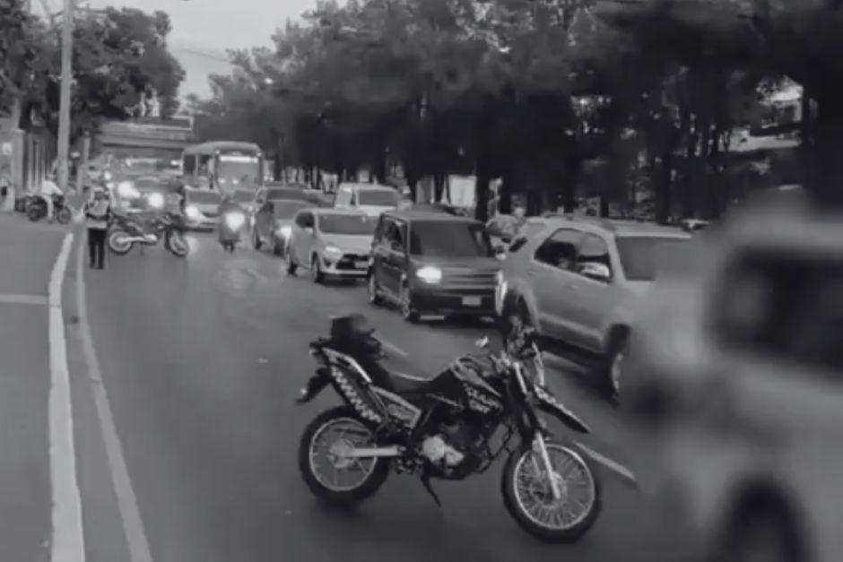 El accidente ha ocasionado congestionamiento en el Anillo Perif&eacute;rico. (Foto: PMT)