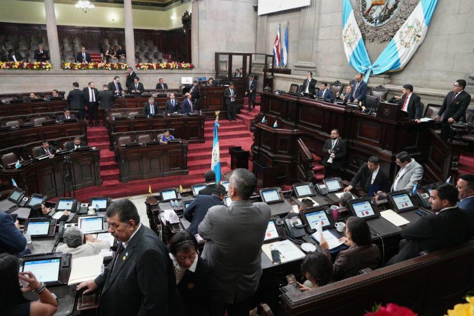 El presidente del Congreso, Luis Contreras, sugiri&oacute; a los Jefes de Bloque programar una sesi&oacute;n adicional para avanzar en la agenda legislativa. (Foto: Wilder L&oacute;pez/Soy502)