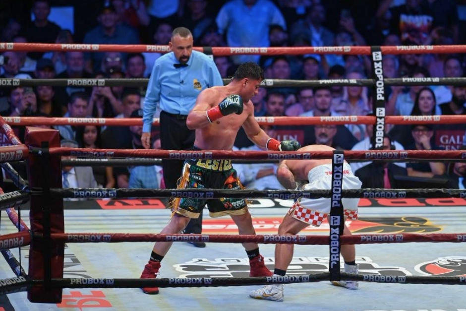 L&eacute;ster Mart&iacute;nez noquea a Luka Plantic y retiene su t&iacute;tulo