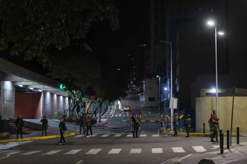 Las r&aacute;fagas de disparos se escucharon cerca del palacio de Miraflores, en Caracas, Venezuela. (Foto: redes sociales)