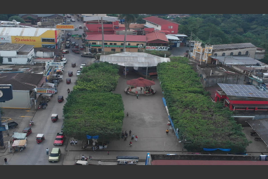 Vista a&eacute;rea del parque central, ubicado en la 5a. calle, cant&oacute;n San Miguel. (Foto: Archivo)