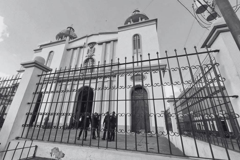 Sobre el canino autoridades informaron que fue entregado a los familiares de la v&iacute;ctima. (Foto: Pasos de Fe Guatemala)