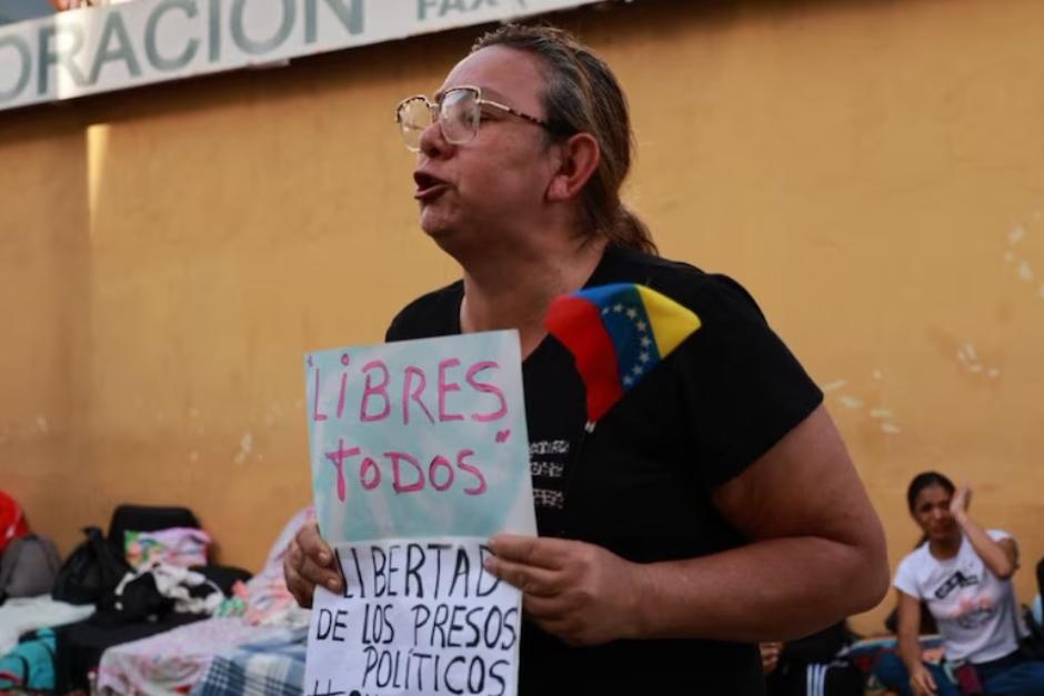 Este domingo no se registraron nuevas excarcelaciones de presos pol&iacute;ticos en Venezuela, pese a los anuncios oficiales el 8 de enero. (Foto: v&iacute;a Infobae)