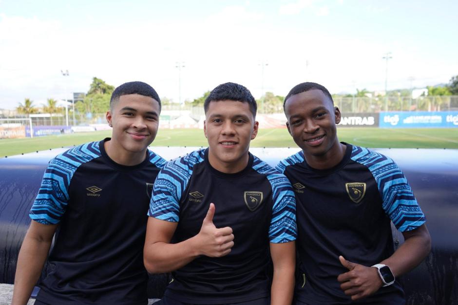 Dami&aacute;n Rivera, Jefry Bantes y Marvin Alexander &Aacute;vila, de los nuevos rostros en la Bicolor. (Foto: FFG)