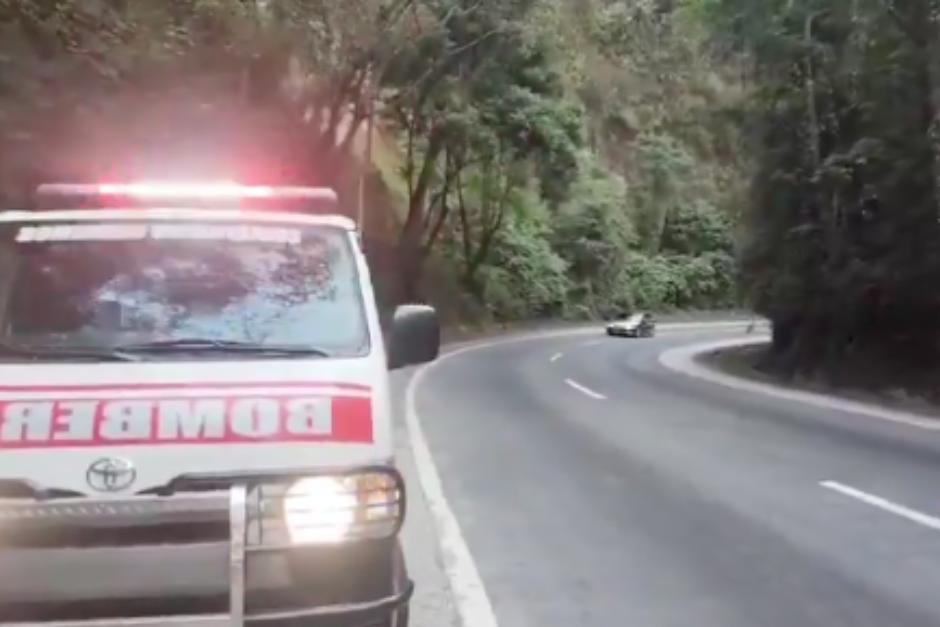 En el lugar ya se encontraban Bomberos Voluntarios atendiendo otro accidente por las mismas razones. (Foto: Captura de video/Redes Sociales)