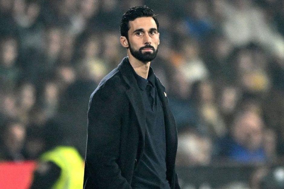 &Aacute;lvaro Arbeloa se mostr&oacute; serio y molesto por la eliminaci&oacute;n de la Copa del Rey en octavos de final. (Foto: X)