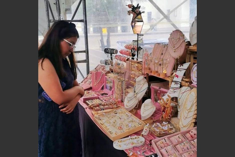 Los productos de Luxekao se ofrecen en bazares, ferias de emprendimiento y en plataformas digitales.&nbsp;(Foto: Cortes&iacute;a Luxekao)