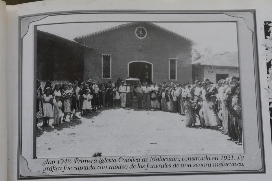 Esta imagen muestra la que fue la primera iglesia cat&oacute;lica de Malacat&aacute;n. (Foto: Archivo)