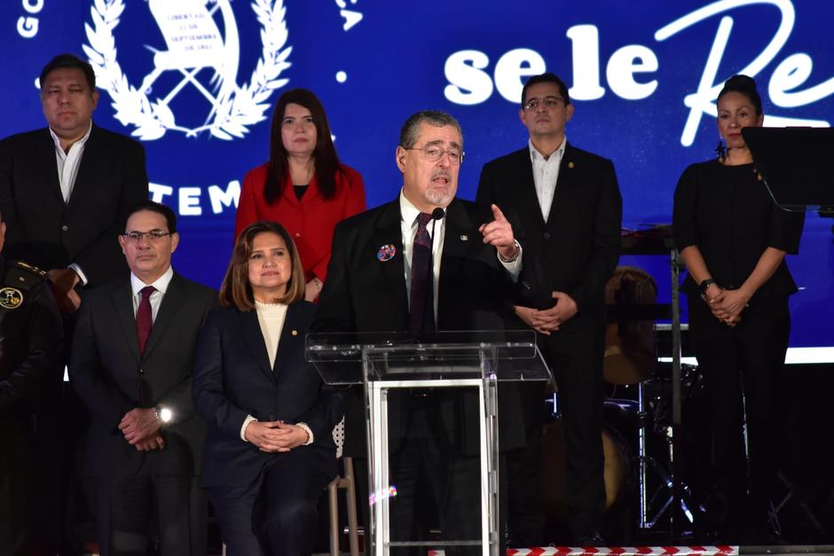 El presidente Bernardo Ar&eacute;valo durante el discurso con los resultados del segundo informe de gobierno. (Foto: Estuardo Paredes / Soy502)