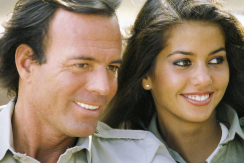 Vaitiare Hirshon ten&iacute;a 18 a&ntilde;os cuando sal&iacute;a con el cantante. (Foto: AFP)