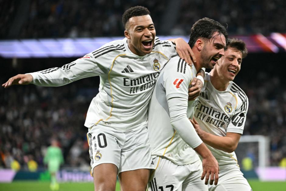 Mbapp&eacute; y Asencio hicieron los goles para el triunfo del Real Madrid. (Foto: AFP)