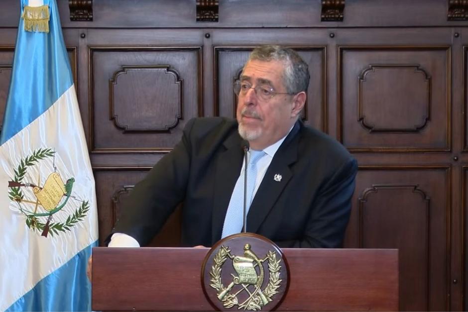 El presidente Bernardo Ar&eacute;valo brind&oacute; un breve mensaje horas despu&eacute;s de los ataques terroristas. (Foto: archivo/Soy502)