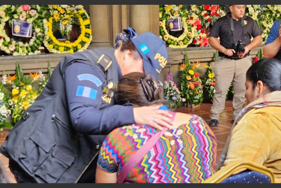 El dolor de los familiares de las v&iacute;ctimas ante lo ocurrido. ((Foto: Estuardo Paredes/Nuestro Diario)