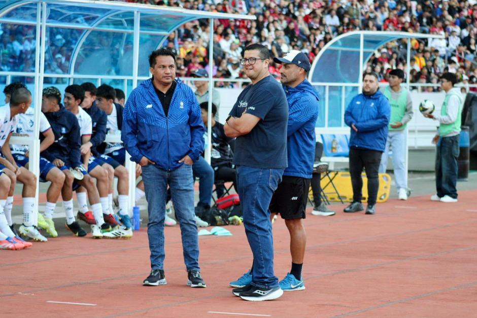 Amarini Villatoro, t&eacute;cnico de Cartagin&eacute;s, fue incluido en el Once Ideal tras un inicio so&ntilde;ado en el futbol costarricense. (Foto: Cartagin&eacute;s)
