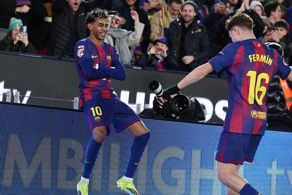 Lamine hizo un golazo para cerrar la goleada de los azulgranas ante el colista, para retomar el liderato. (Foto: AFP)