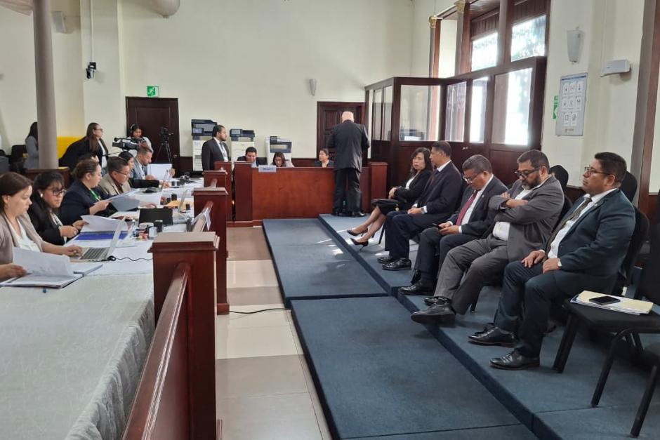 La Comisi&oacute;n de Postulaci&oacute;n para magistrados del TSE ha recibido 32 expedientes, aunque no todos han sido aceptados. (Foto: Wilder L&oacute;pez/Soy502)