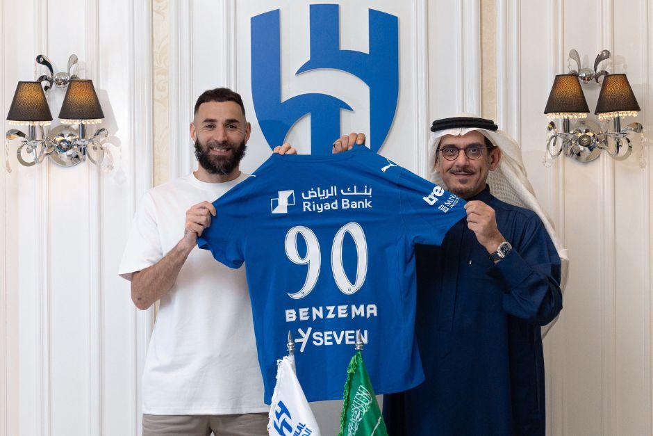 El astro franc&eacute;s usar&aacute; el dorsal 90 con su nuevo equipo, que ahora es el l&iacute;der del campeonato de Arabia. (Foto: Al Hilal)