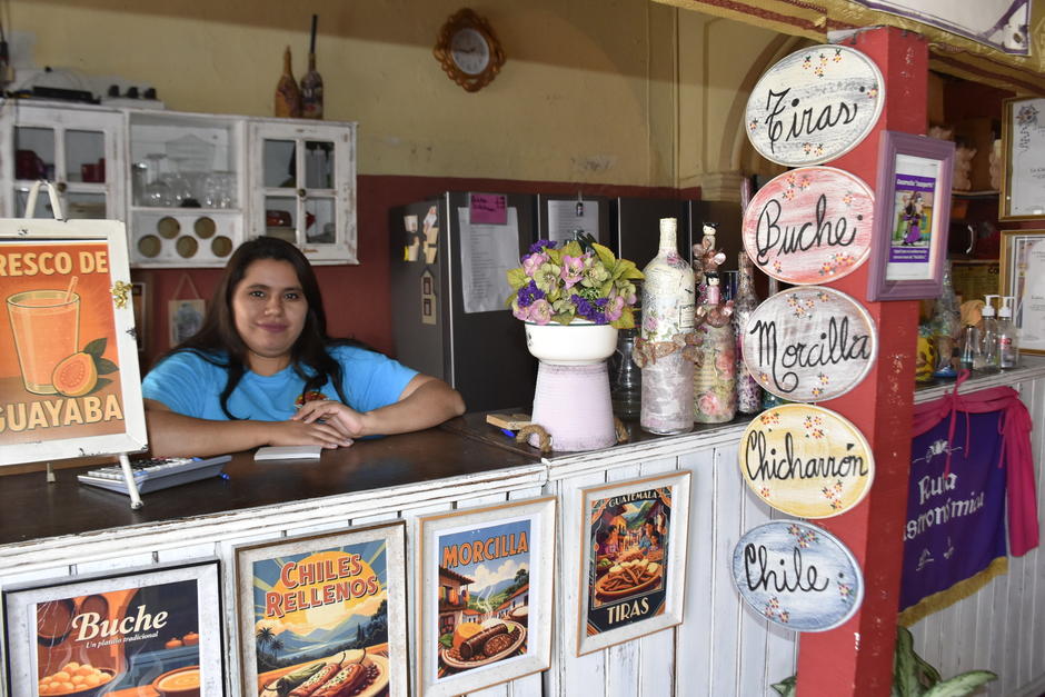 En La Famosa Casa de los S&uacute;chiles siempre reciben a la clientela con una sonrisa.&nbsp;(Foto: Daniel D&aacute;vila/Colaborador)