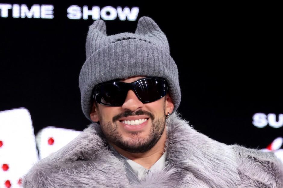 Bad Bunny promete una gran fiesta en el Superbowl. (Foto: AFP)