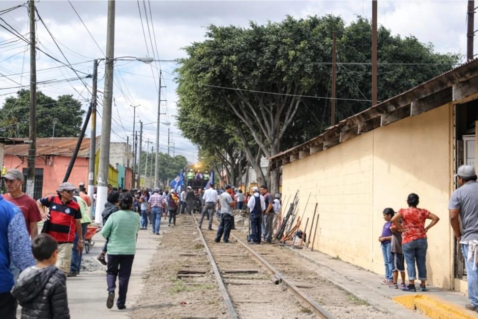 Autoridades descartan desalojos inmediatos mientras avanzan estudios para reactivar la red ferroviaria. (Foto: Archivo/Soy502)