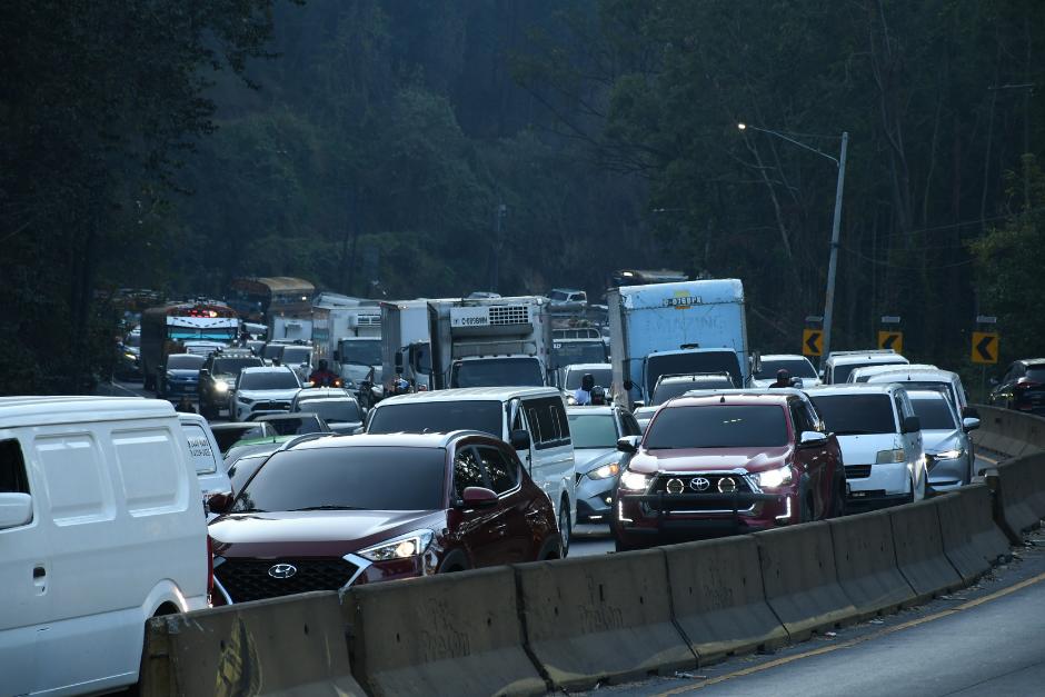 Se estima que la crisis de movilidad que se vive en el pa&iacute;s representa un costo econ&oacute;mico de unos Q25 millones. (Foto: Estuardo Paredes/Colaboraci&oacute;n)
