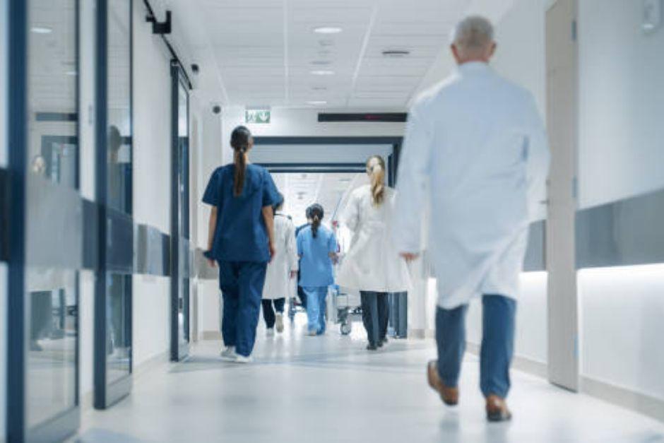 Los enfermeros son se&ntilde;alados de haber cometido varias irregularidades. (Foto ilustrativa: istock)