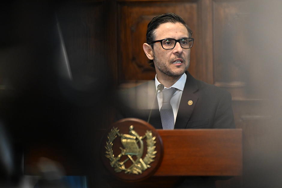 El procurador General de la Naci&oacute;n Julio Roberto Saavedra inform&oacute; que se denunci&oacute; el caso ante el Ministerio P&uacute;blico. (Foto: SCSP / Soy502)