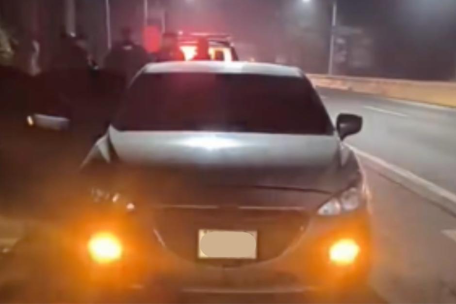 Cuatro hombres fueron localizados dentro de un veh&iacute;culo en plena carretera. (Foto: PMT VN)