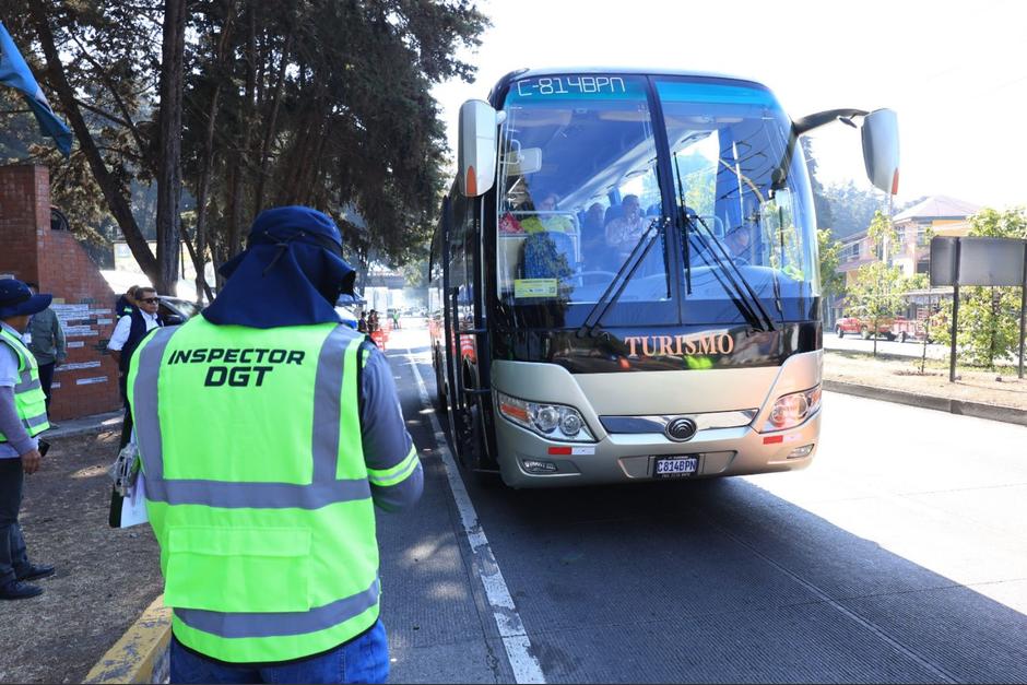 Congreso atender&aacute; inconformidad de transportistas de turismo 