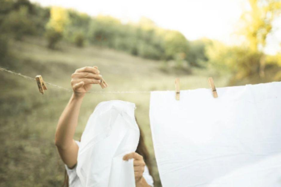 La&nbsp; mujer fue ataca por arma de fuego mientras lavaba ropa. (Foto ilustrativa: Shutterstock)