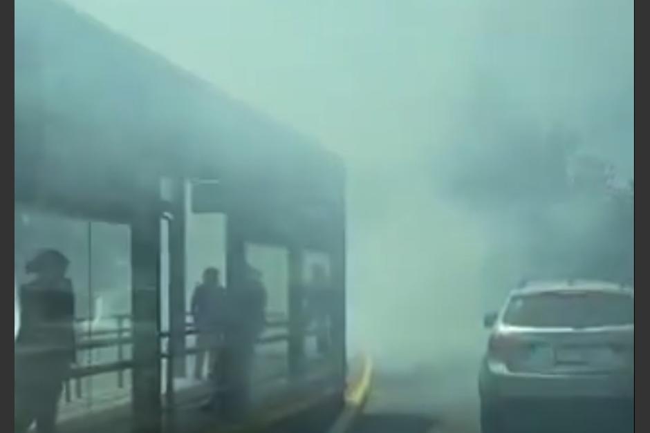 El transporte se conducia a gran velocidad. (Foto: captura de video)