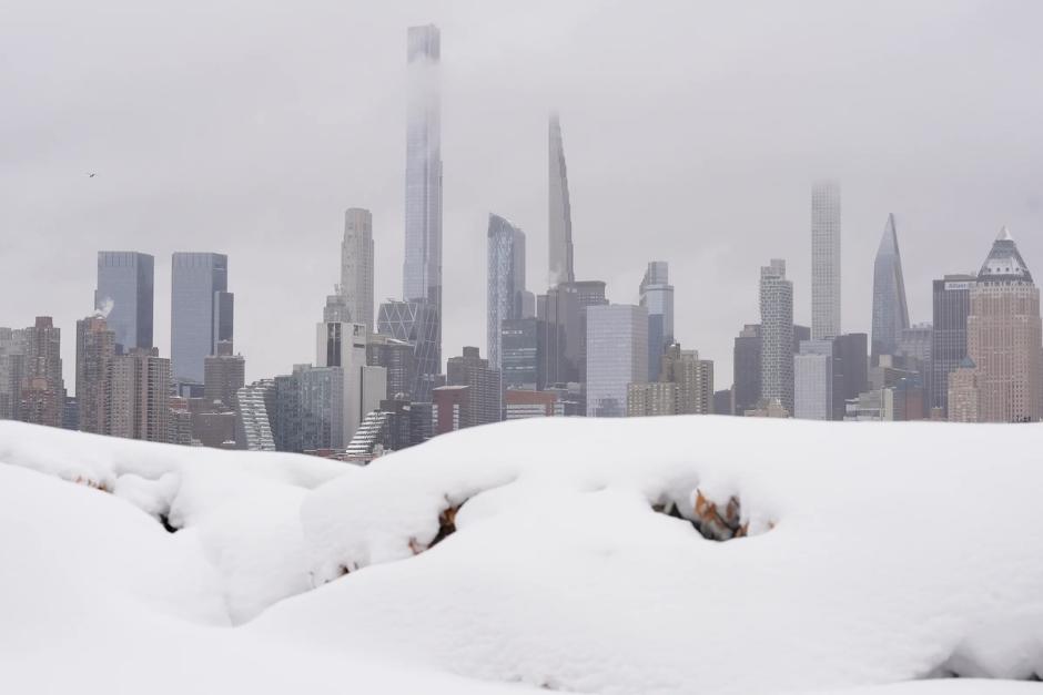 Im&aacute;genes para postal, as&iacute; se ve Nueva York tras la tormenta nevada. (Foto: Redes Sociales)
