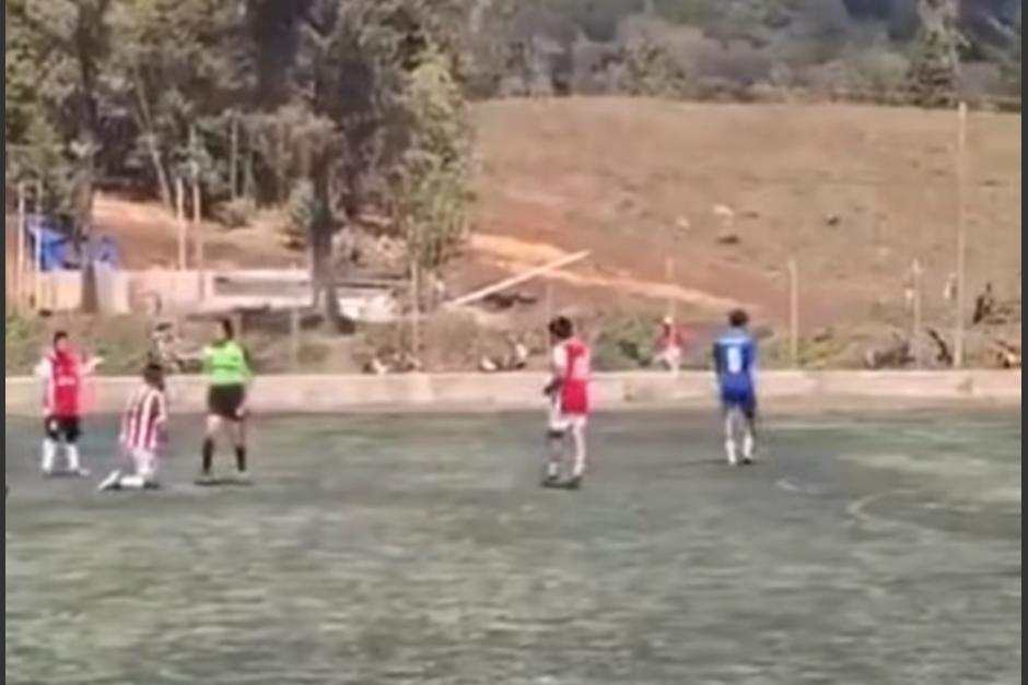 El jugador enfrent&oacute; a la ley debido a un incidente durante un partido de futbol donde agredi&oacute; a la &aacute;rbitra. (Foto: Captura de video/Redes Sociales)