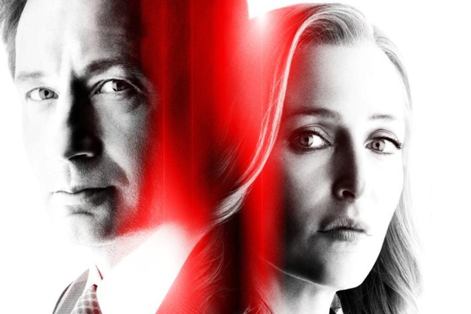 Mulder y Scully son los protagonistas de la serie que marc&oacute; una generaci&oacute;n. (Foto: X)