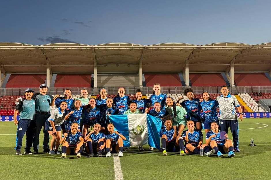 Las campeonas nacionales volvieron a demostrar su solidez y siguen invictas en el torneo regional. (Foto: redes sociales)&nbsp;