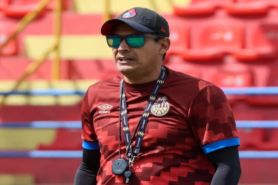 "Queremos llegar lejos en la Copa Centroamericana", asegur&oacute; el entrenador de los rojos. (Foto: Municipal)&nbsp;