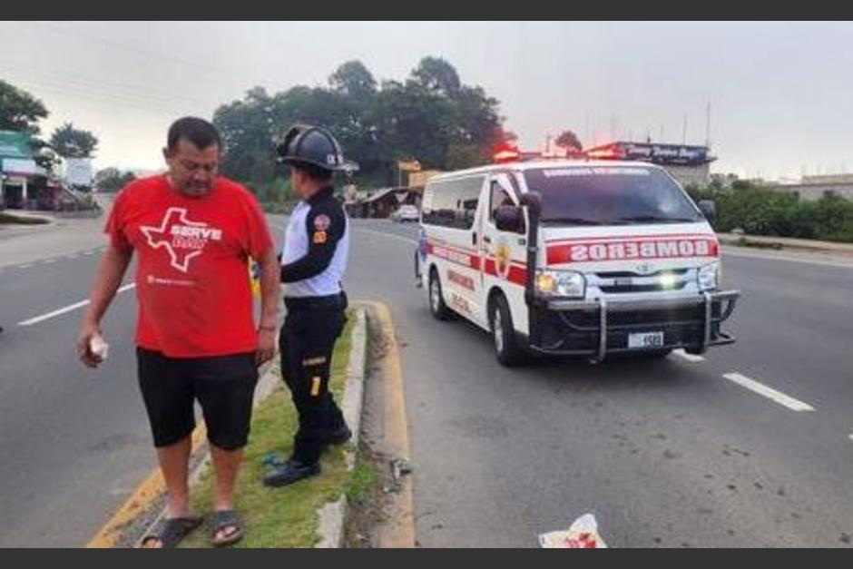 La v&iacute;ctima fue llevada de emergencia a un centro asistencial. (Foto: Pedro Sicajau)