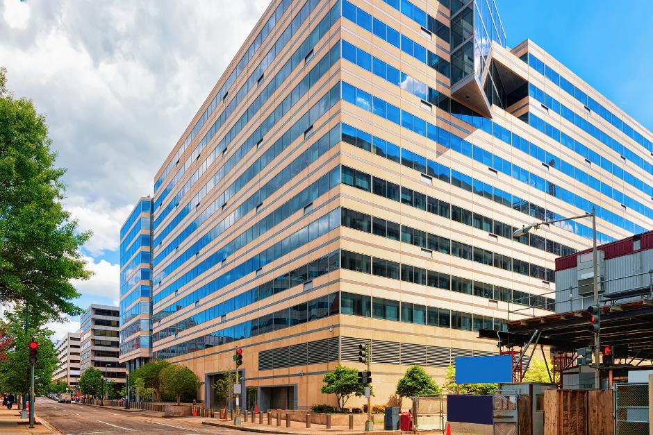El FMI eval&uacute;a temas como panorama financiero, inversi&oacute;n en infraestructura y el avance de la aprobaci&oacute;n de la ley contra el lavado de dinero. (Foto: Canva/Soy502)