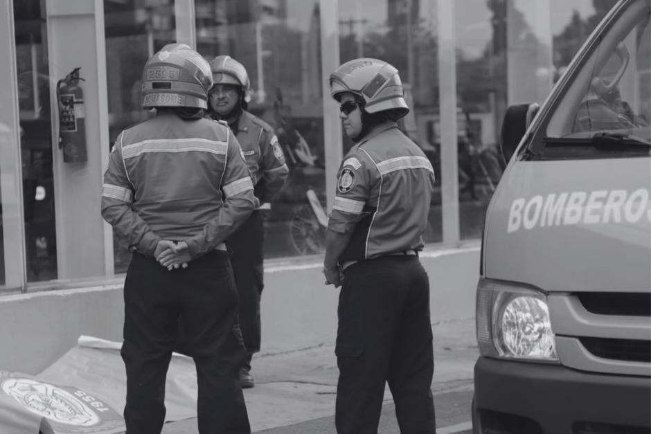 Los bomberos intentaron reanimar al hombre pero ya hab&iacute;a perdido la vida. (Foto: CMB)