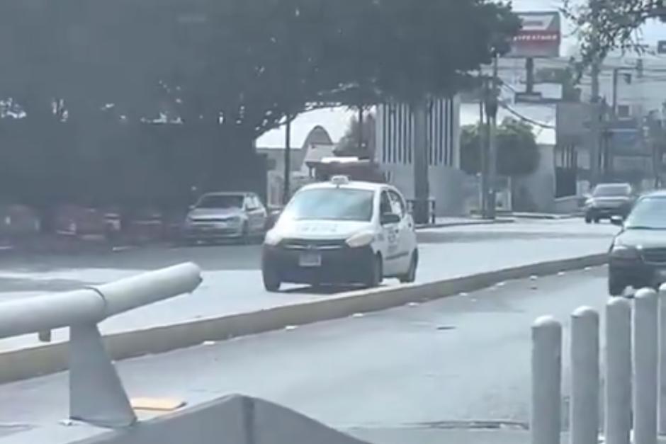 La maniobra qued&oacute; captada en video por otro conductor. (Foto: Captura de video)